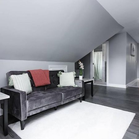 Cozy Micro Apartment, Minutes From Falls Niagara Falls Kültér fotó